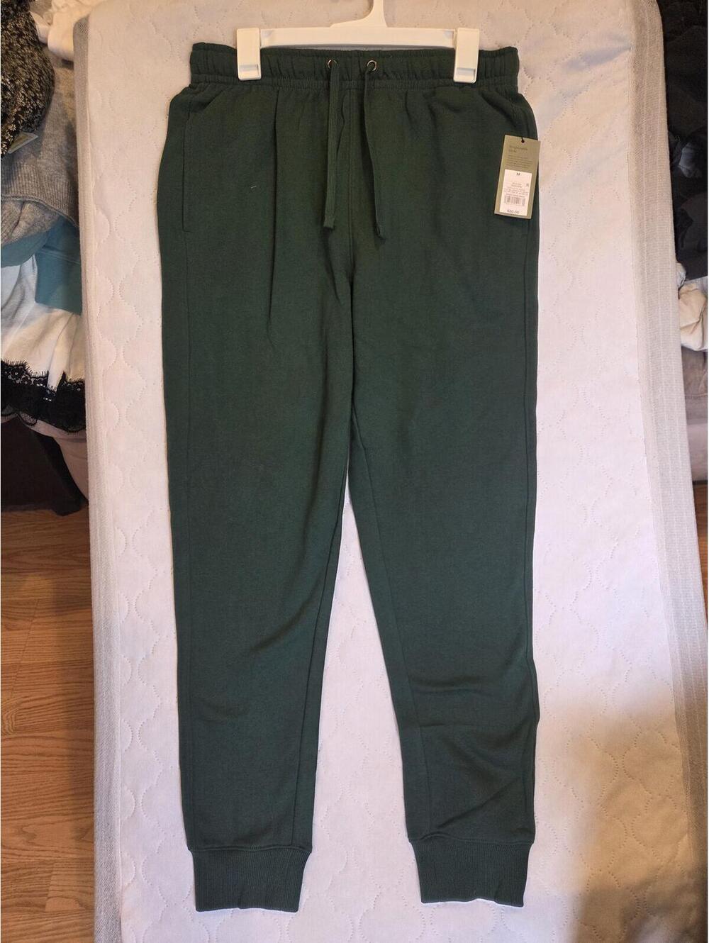 Nwt Men's  Green Jogger Sweatpants Medium